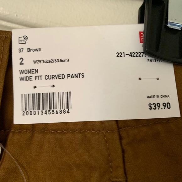 Uniqlo Curved Pant - Picture 2 of 3